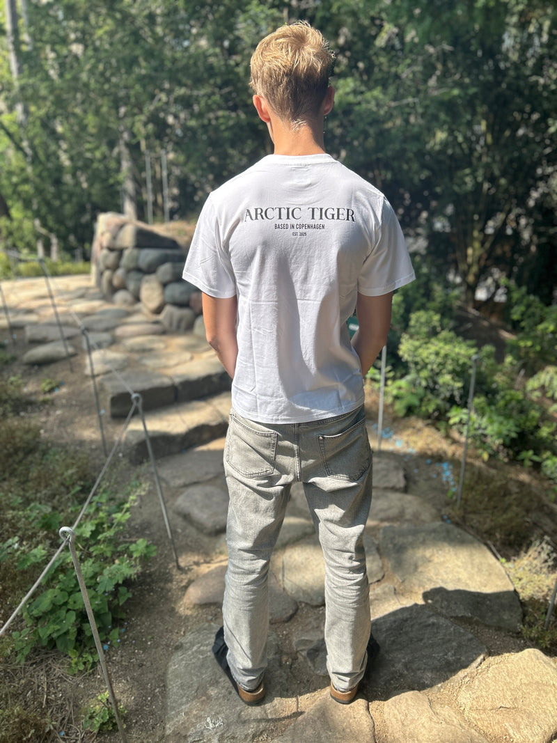 White t-shirt